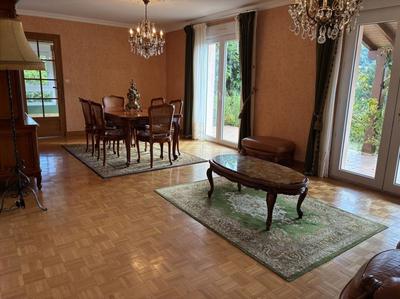 Maison - 154 m² - 6 pièces