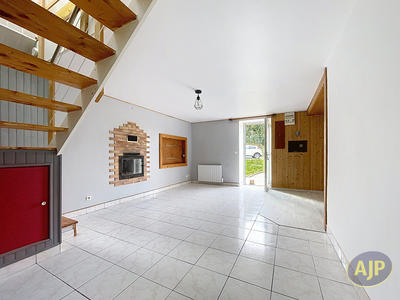 Maison - 89 m² - 4 pièces