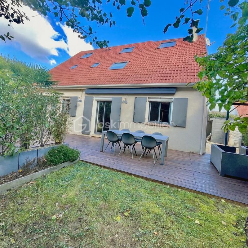 Maison - 185 m² - 7 pièces