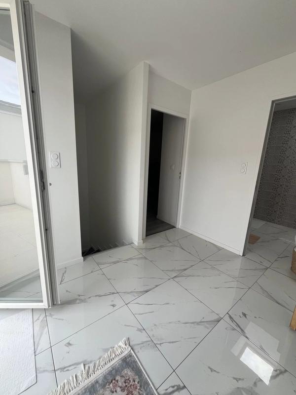 Maison - 137 m² - 5 pièces