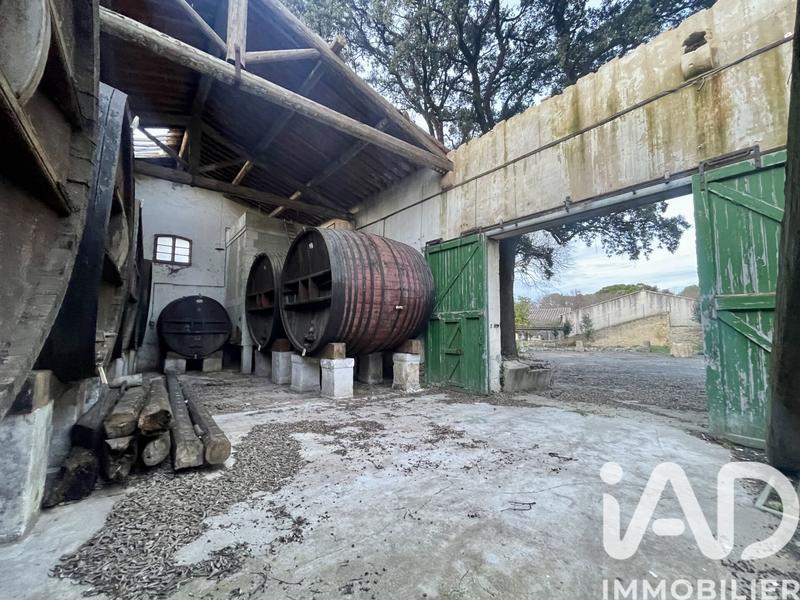 Maison - 400 m² - 1 pièce