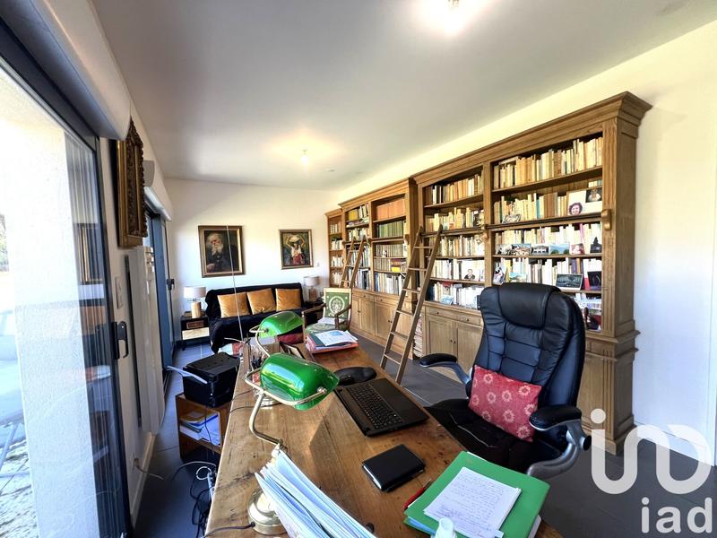 Maison - 198 m² - 5 pièces