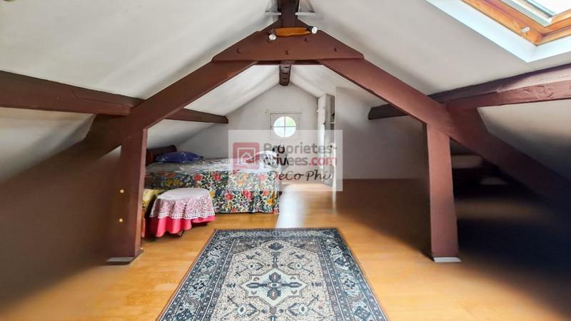 Maison - 91 m² - 5 pièces