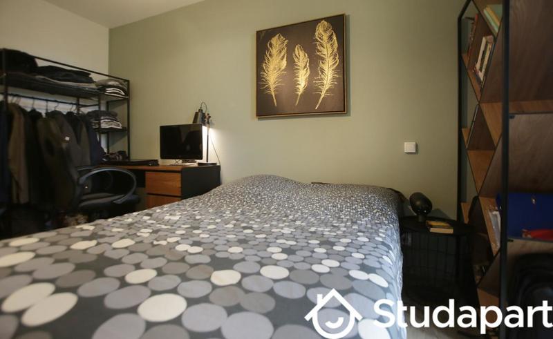 Chambre - 12 m² - 1 pièce