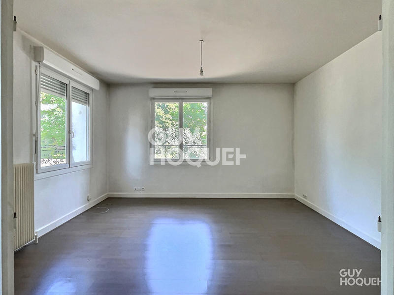 Appartement - 98 m² - 5 pièces