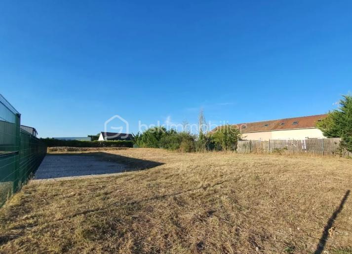 Terrain industriel - 903 m²