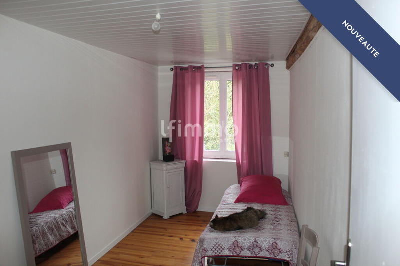 Maison en pierre - 129 m² - 7 pièces