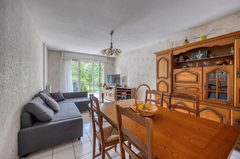 Appartement - 86 m² - 4 pièces