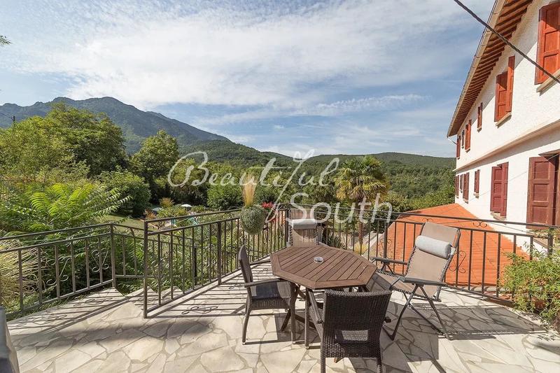 Gîte - 560 m² - 20 pièces