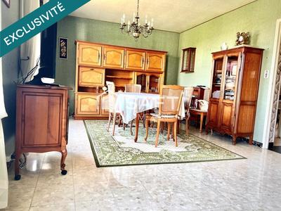 Maison - 98 m² - 5 pièces