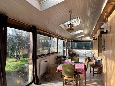 Maison - 181 m² - 7 pièces