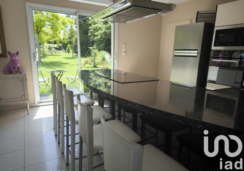 Maison - 170 m² - 7 pièces