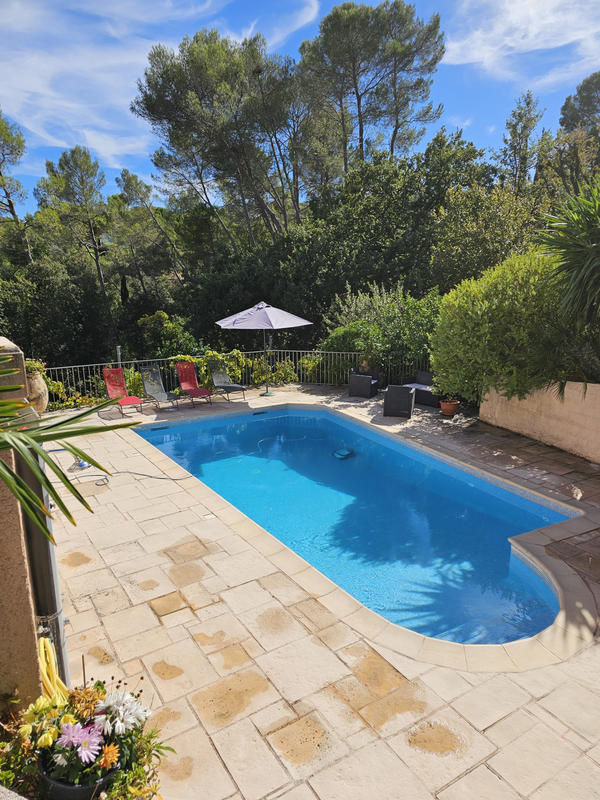 Villa - 140 m² - 6 pièces