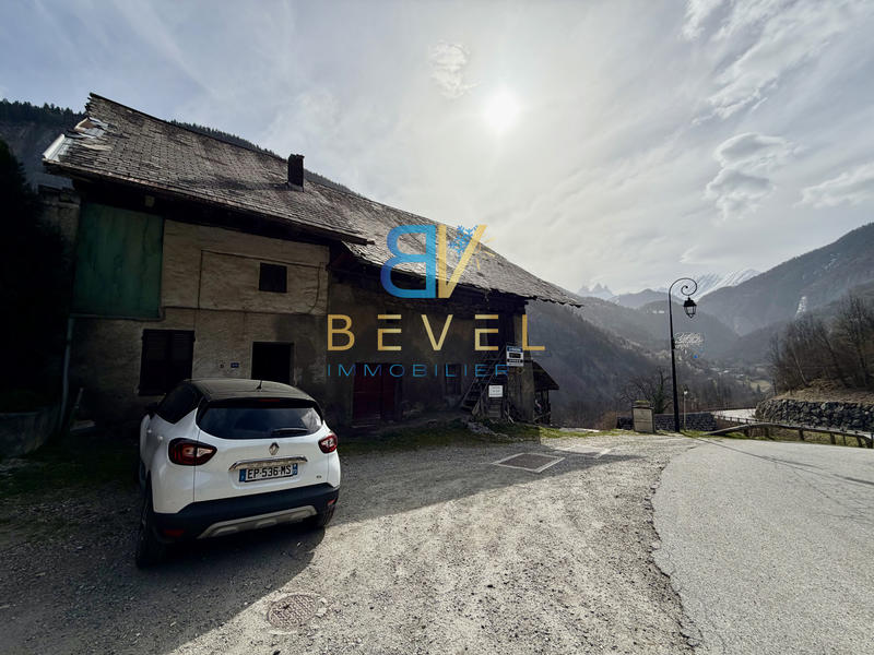 Maison de village - 100 m² - 2 pièces