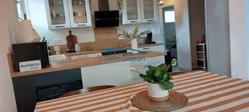 Appartement - 84 m² - 3 pièces