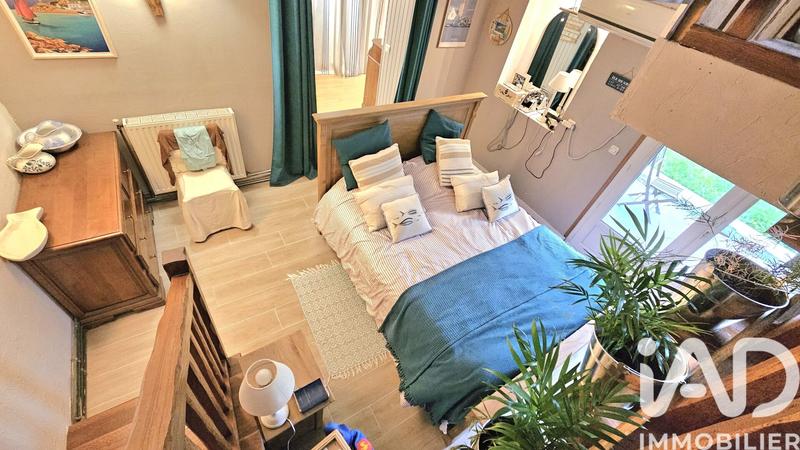 Maison - 200 m² - 8 pièces