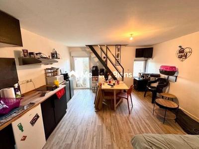 Immeuble - 141 m² - 8 pièces