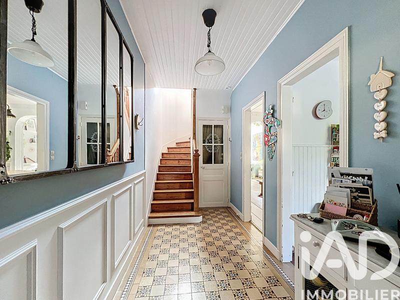 Maison - 167 m² - 7 pièces