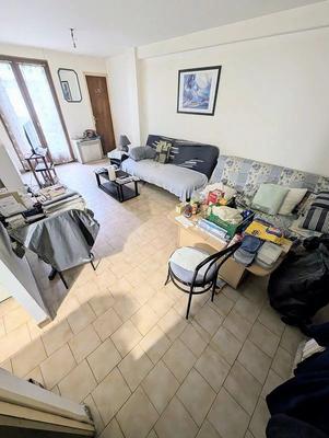 Immeuble - 50 m² - 2 pièces