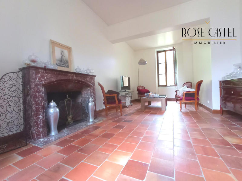 Maison ancienne - 210 m² - 7 pièces