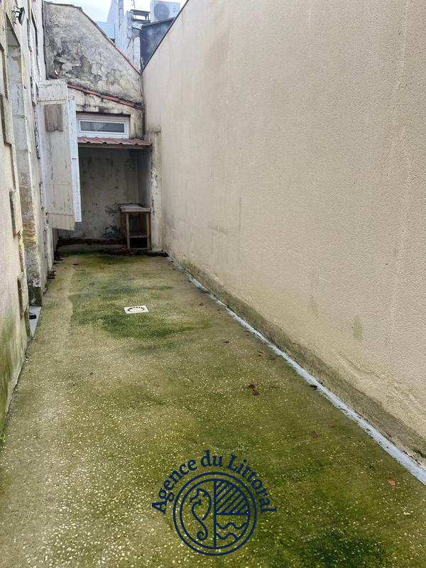 Maison - 191 m² - 7 pièces