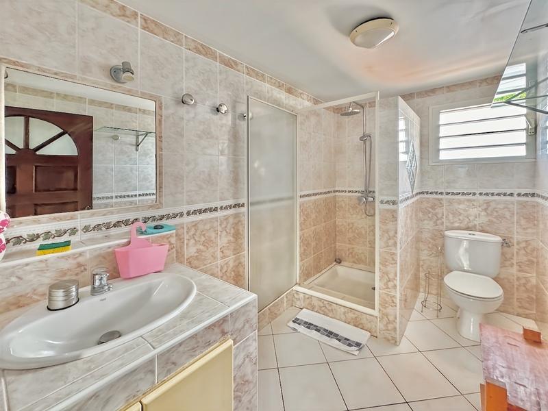 Maison - 267 m² - 10 pièces