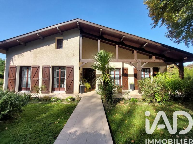 Maison - 156 m² - 7 pièces