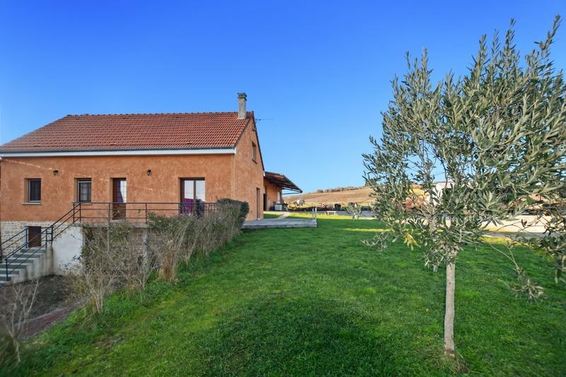 Maison - 77 m² - 5 pièces