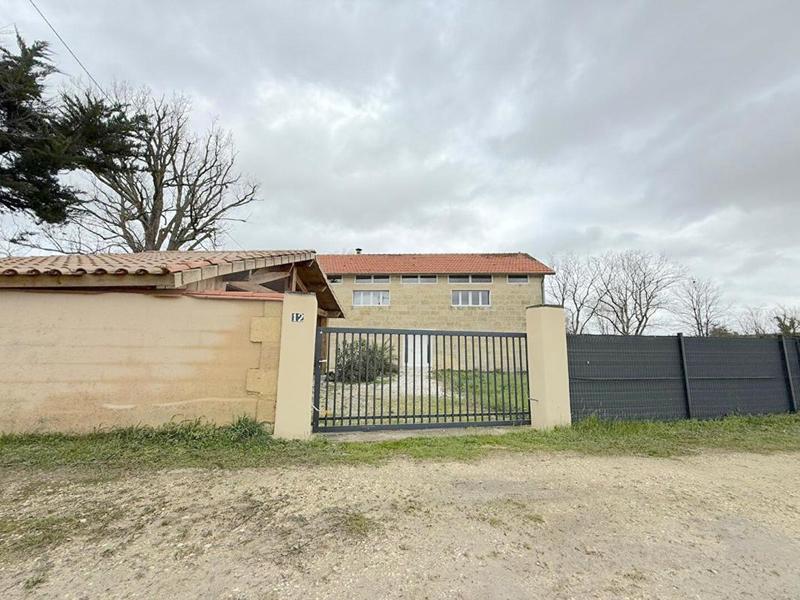 Maison - 162 m² - 3 pièces