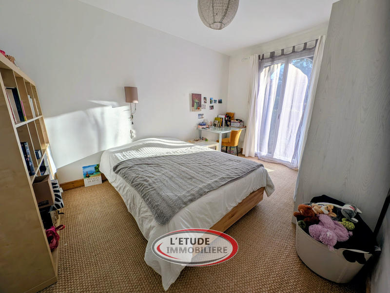 Maison - 180 m² - 7 pièces