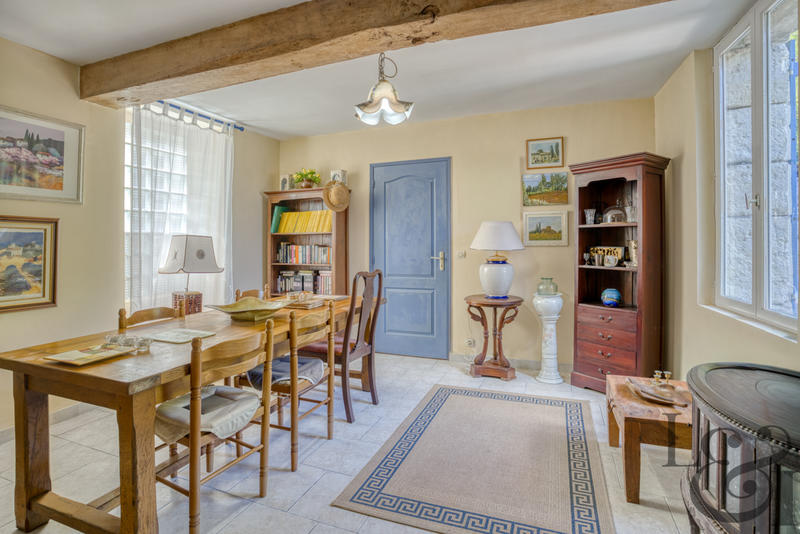 Maison - 145 m² - 7 pièces