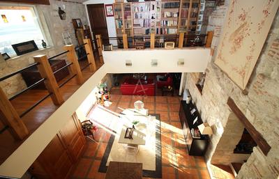 Maison en pierre - 300 m² - 9 pièces