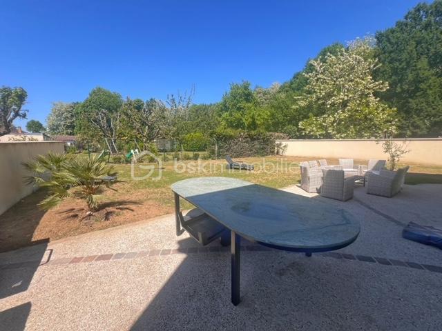 Maison - 160 m² - 7 pièces