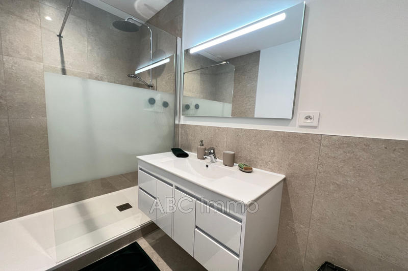 Appartement - 50 m² - 3 pièces