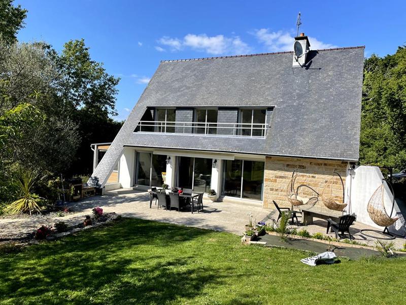 Maison - 152 m² - 6 pièces