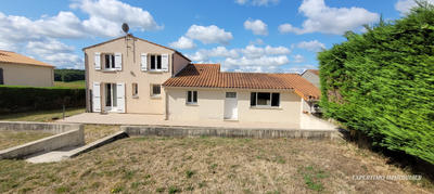 Maison - 130 m² - 7 pièces
