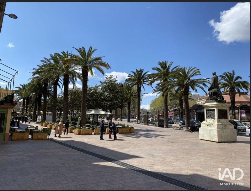 Local commercial - 149 m²