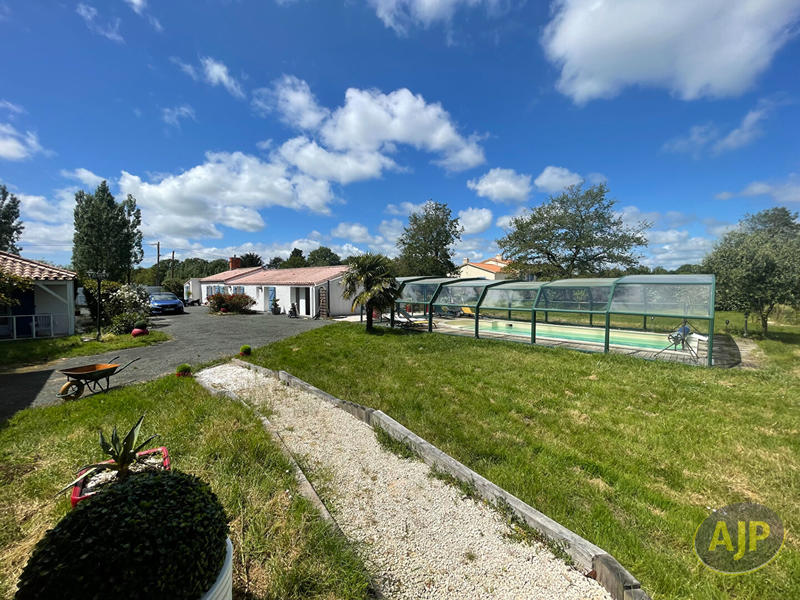 Maison - 156 m² - 7 pièces