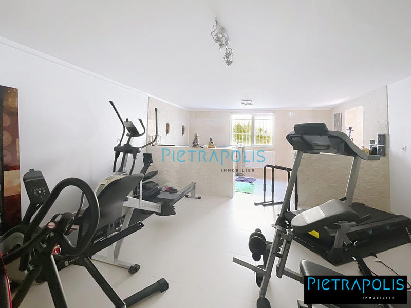 Villa - 390 m² - 14 pièces