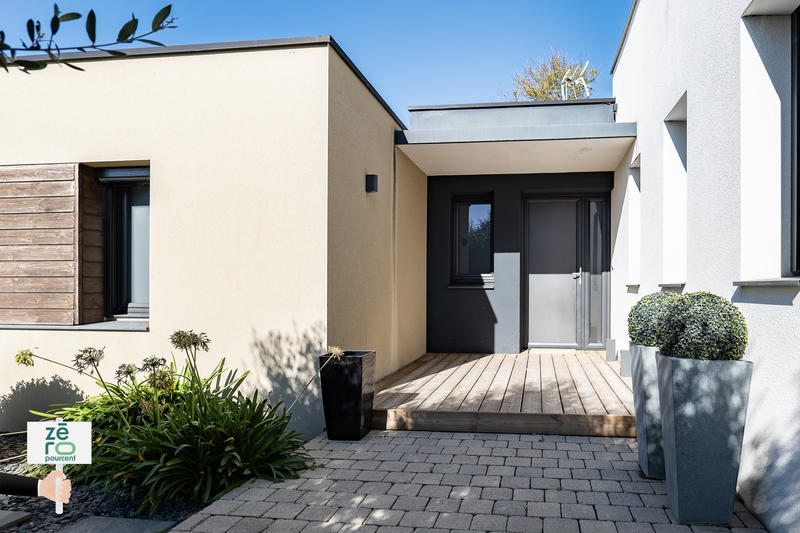 Maison - 182 m² - 6 pièces