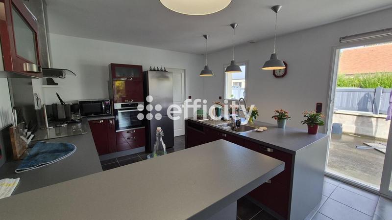 Maison - 100 m² - 5 pièces