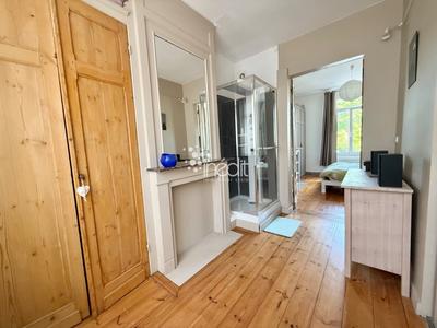 Maison - 141 m² - 6 pièces