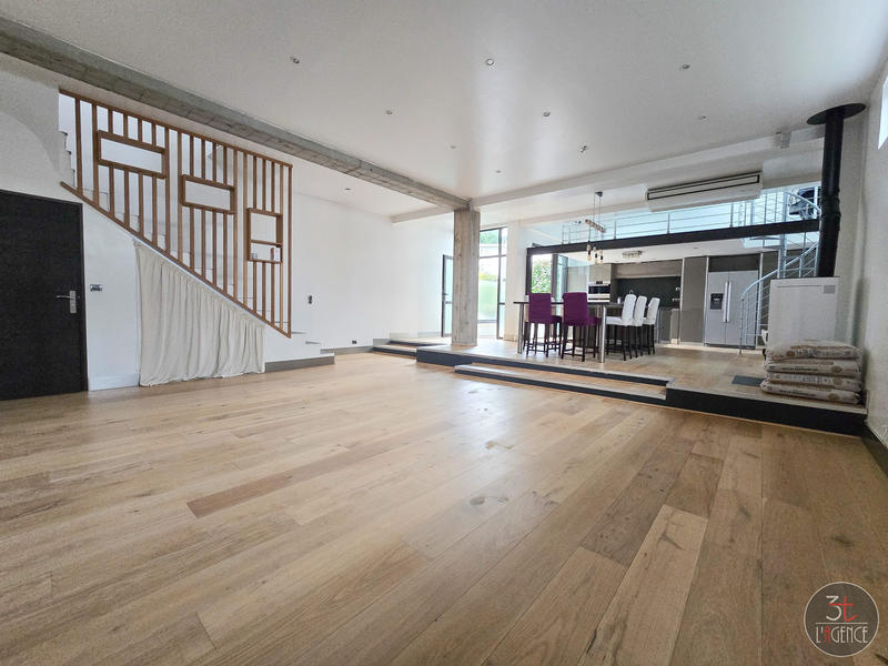 Maison - 145 m² - 6 pièces