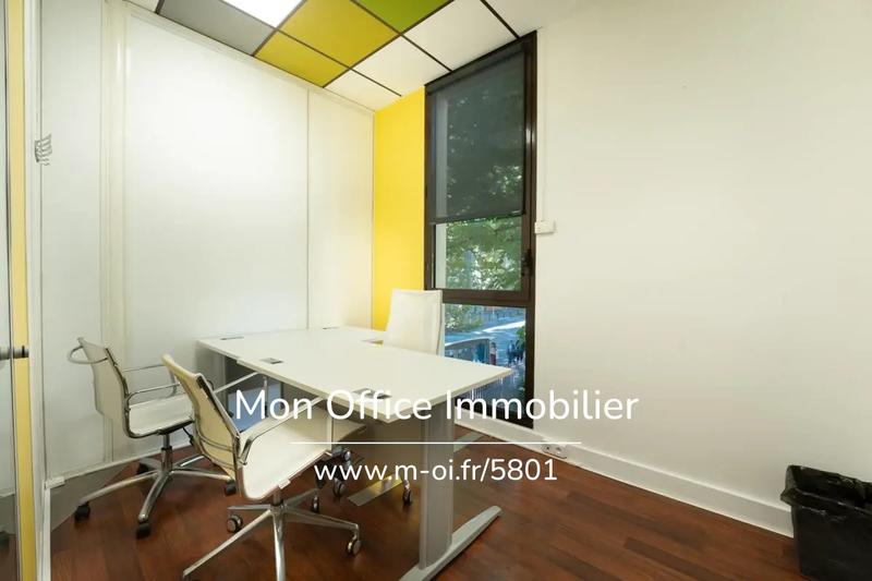 Appartement - 65 m² - 5 pièces
