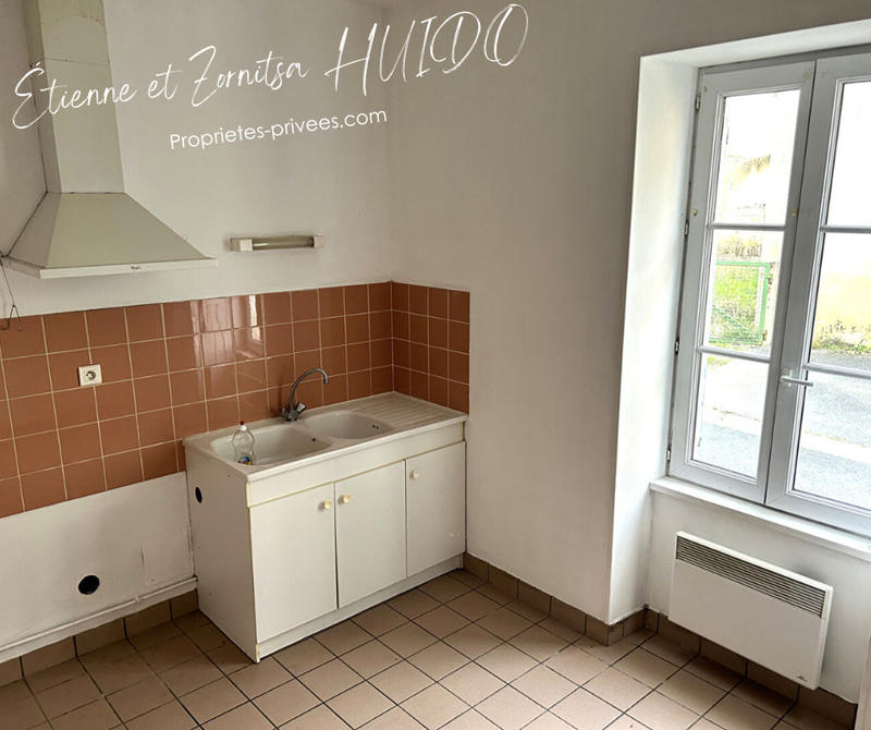 Maison - 256 m² - 10 pièces