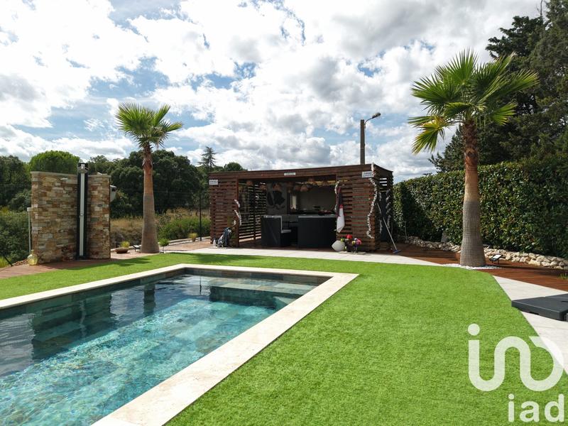 Maison - 200 m² - 7 pièces