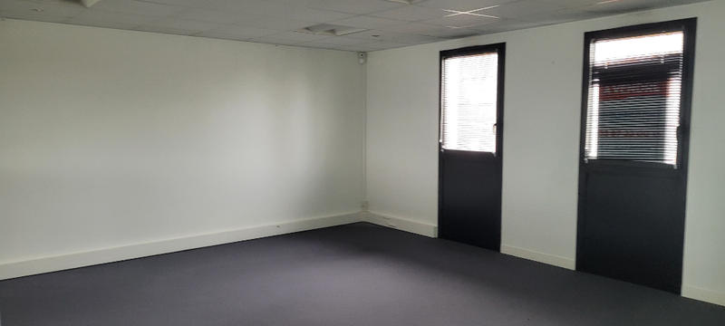 Bureau - 402 m² - 12 pièces