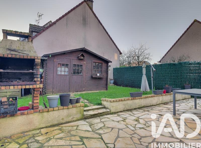 Maison - 90 m² - 5 pièces