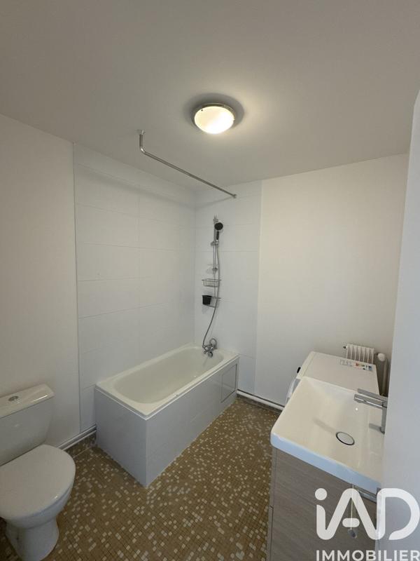 Appartement - 93 m² - 5 pièces