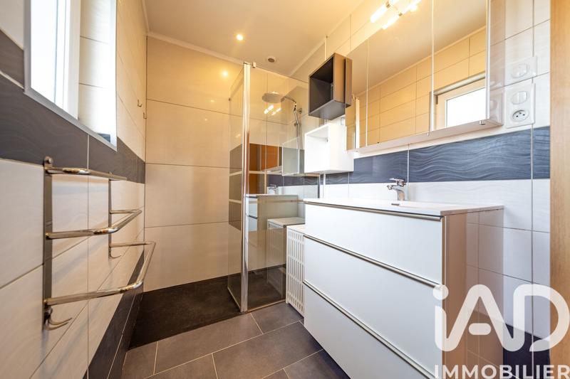 Maison de ville - 85 m² - 5 pièces